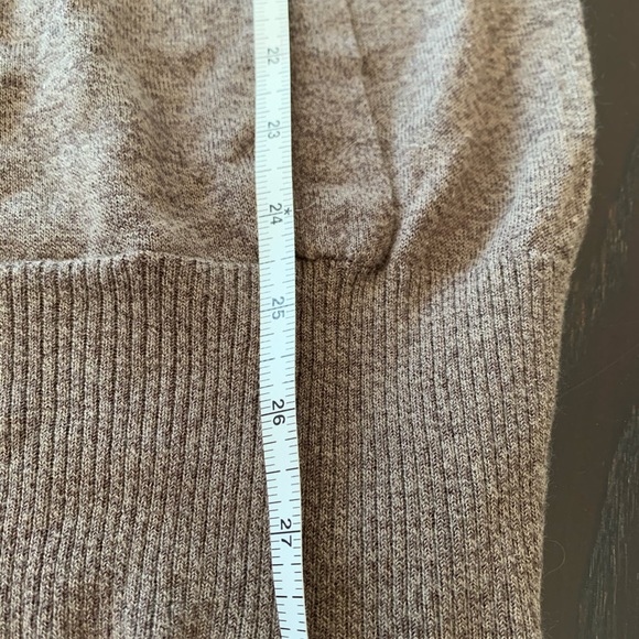 TSE fine linen knit Hoodie tank top - Picture 7 of 7
